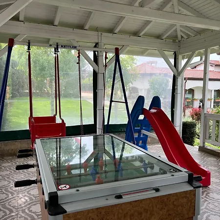 Petra- Medovo, Sunny Gæstehus Medovo